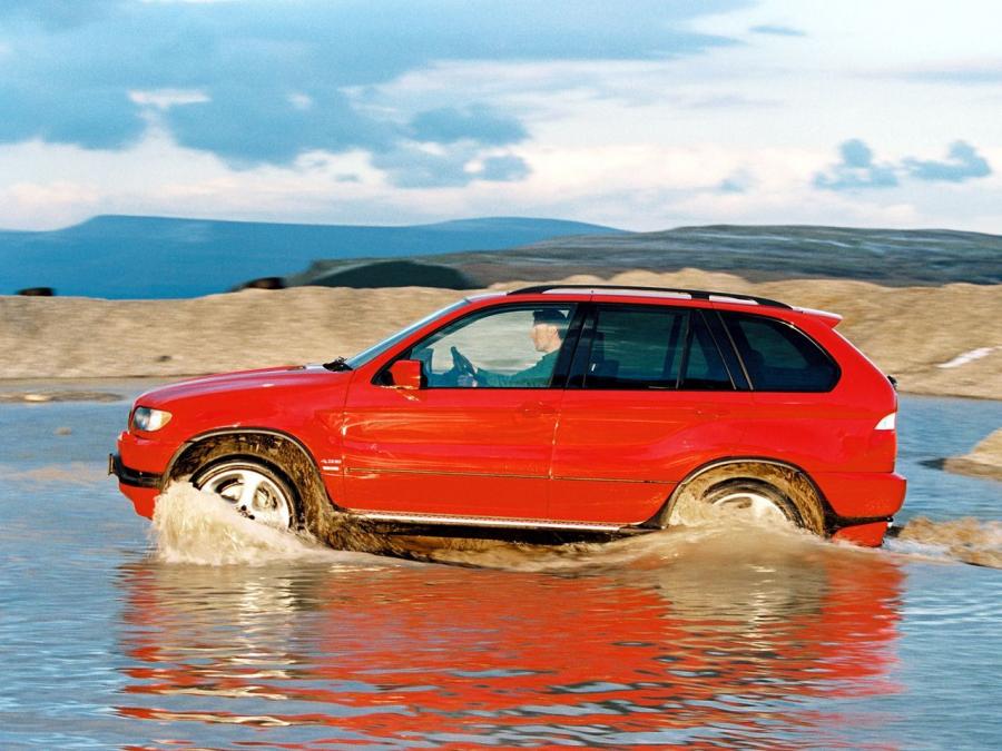  BMW X5 4.6is 2002 года  (UK) (фото 4 из 6)